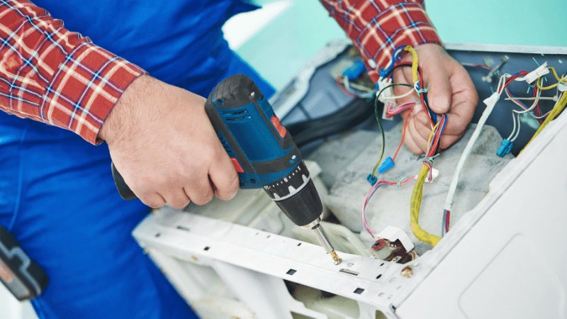 Şereflikoçhisar İmmergas İmmergas çamaşır makinesi kart tamiri – Su almama arızası orijinal parça ile giderildi. - Teknik servis örneği
